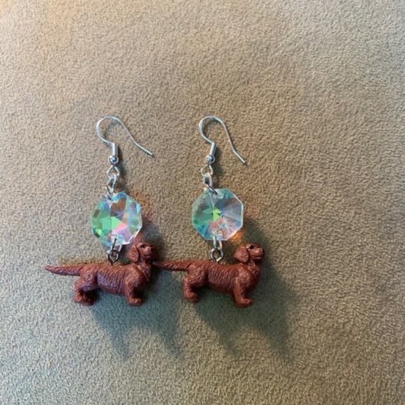 Dachshund dangle earrings - Picture 1 of 4